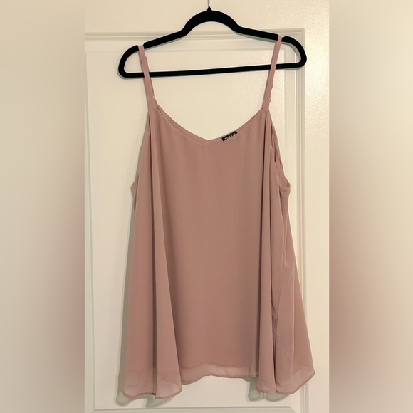 Torrid Sophie Tank Size 3 - Picture 3 of 3